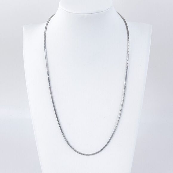 Vintage Italy Sterling Silver 925 2.1mm Diamond Cut Herringbone Necklace 20" - Picture 1 of 4